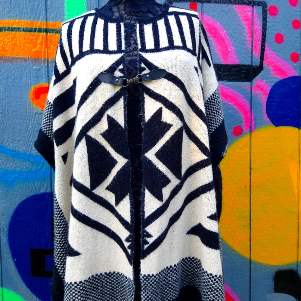 BCBGMaxAzria cream and black cape